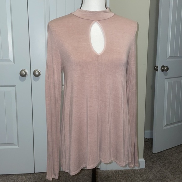 American eagle soft and sexy key hole long sleeve blush pink top - Picture 1 of 5